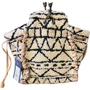 NWT Universal Thread bohemian crossbody